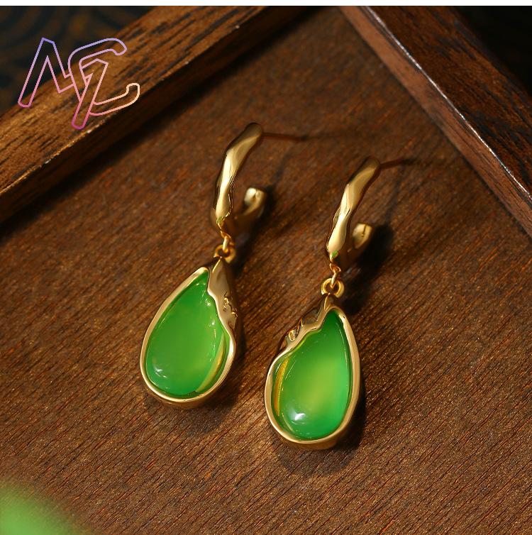 Green Real Jade Water Drop Ear - Earrings recension och pris